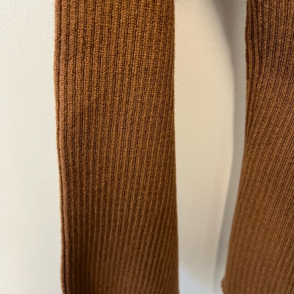 Reformation Hart Cashmere Sweater - Cinnamon - Picture 5 of 5